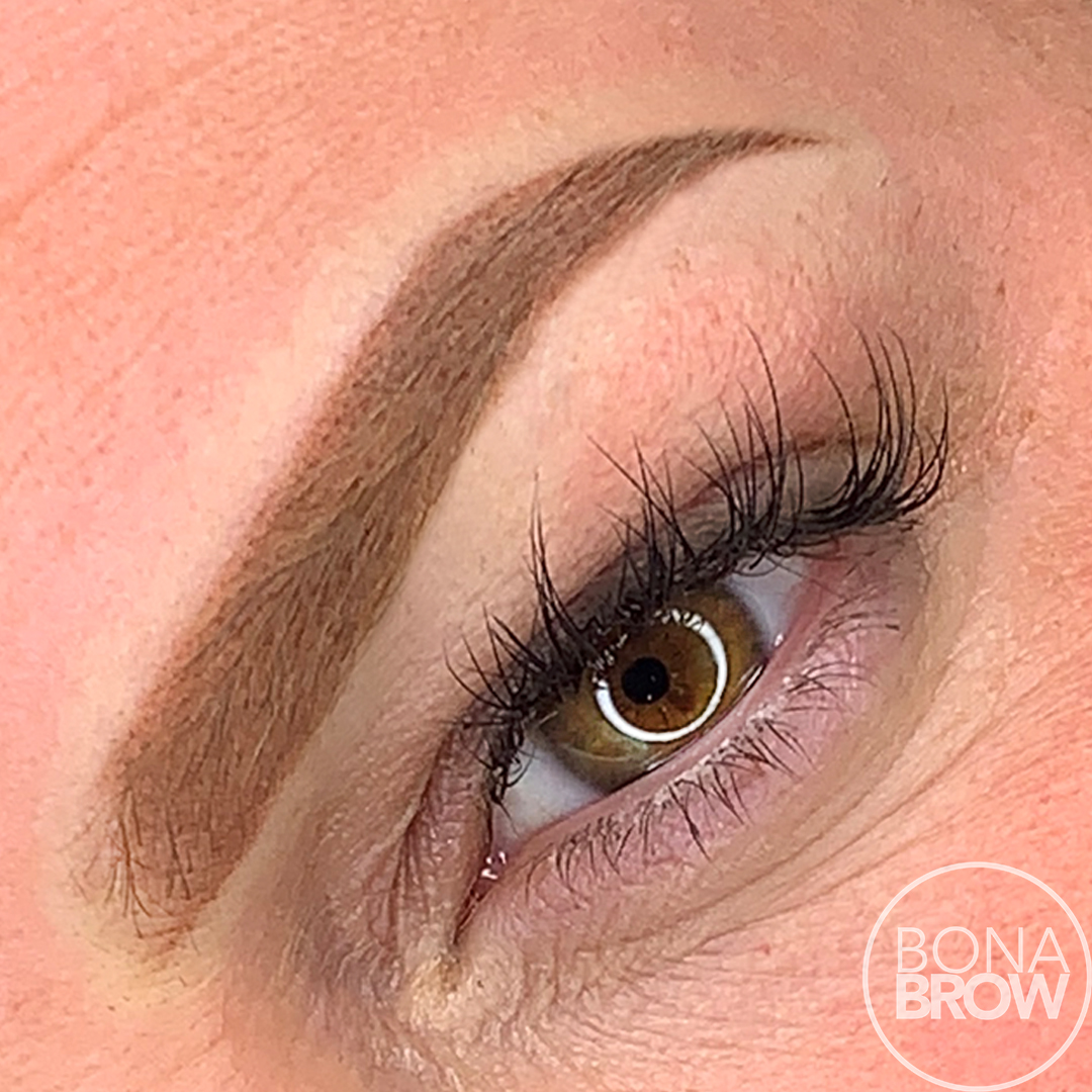 Differences Between Ombre Brows And Microblading